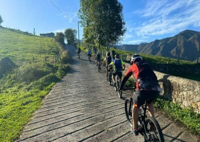 Ruta lagos covadonga en bici desde Benia 6