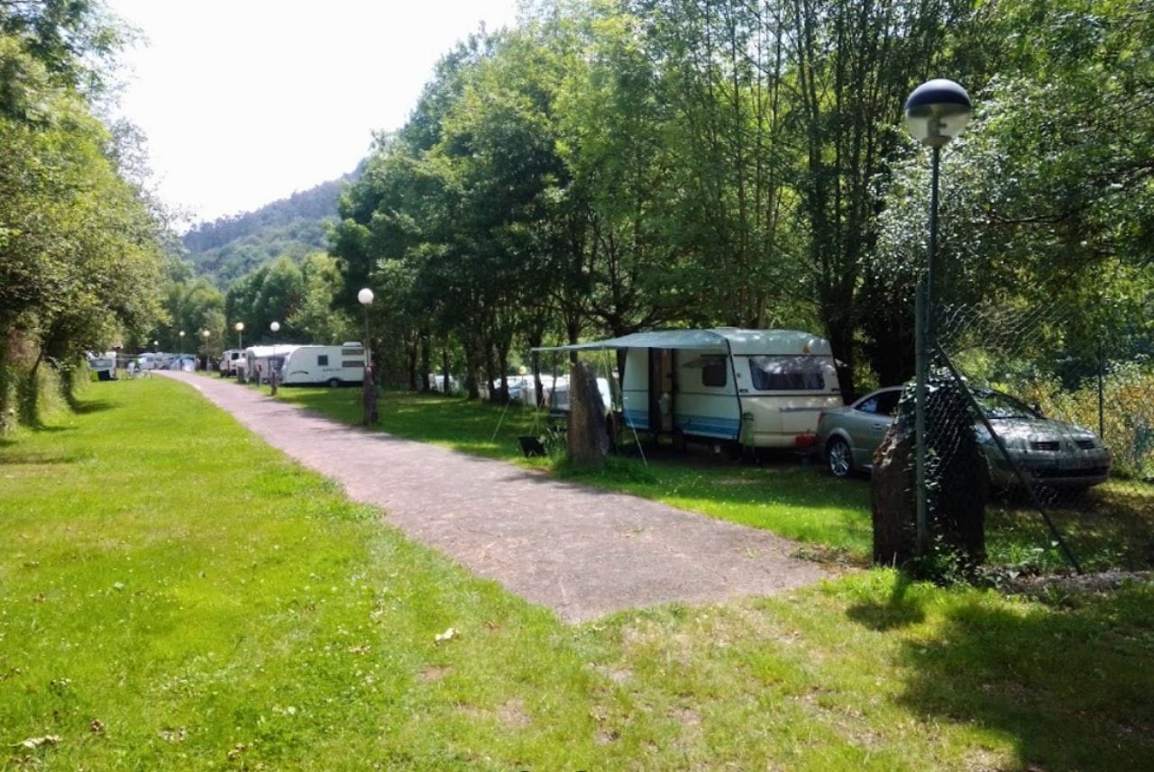 Zona acampada en el Camping Picos de Europa