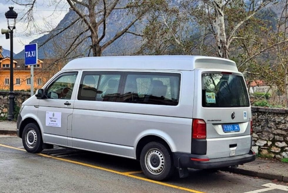 Taxis adaptados PMR Onís y Punto