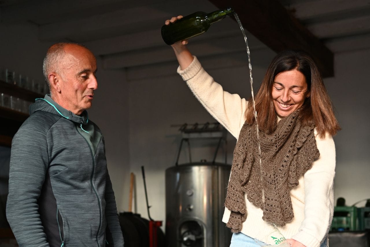 Enseñando a escanciar